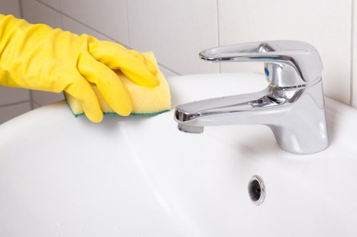 On-site and off-site curtain cleaning process in the SE24 area